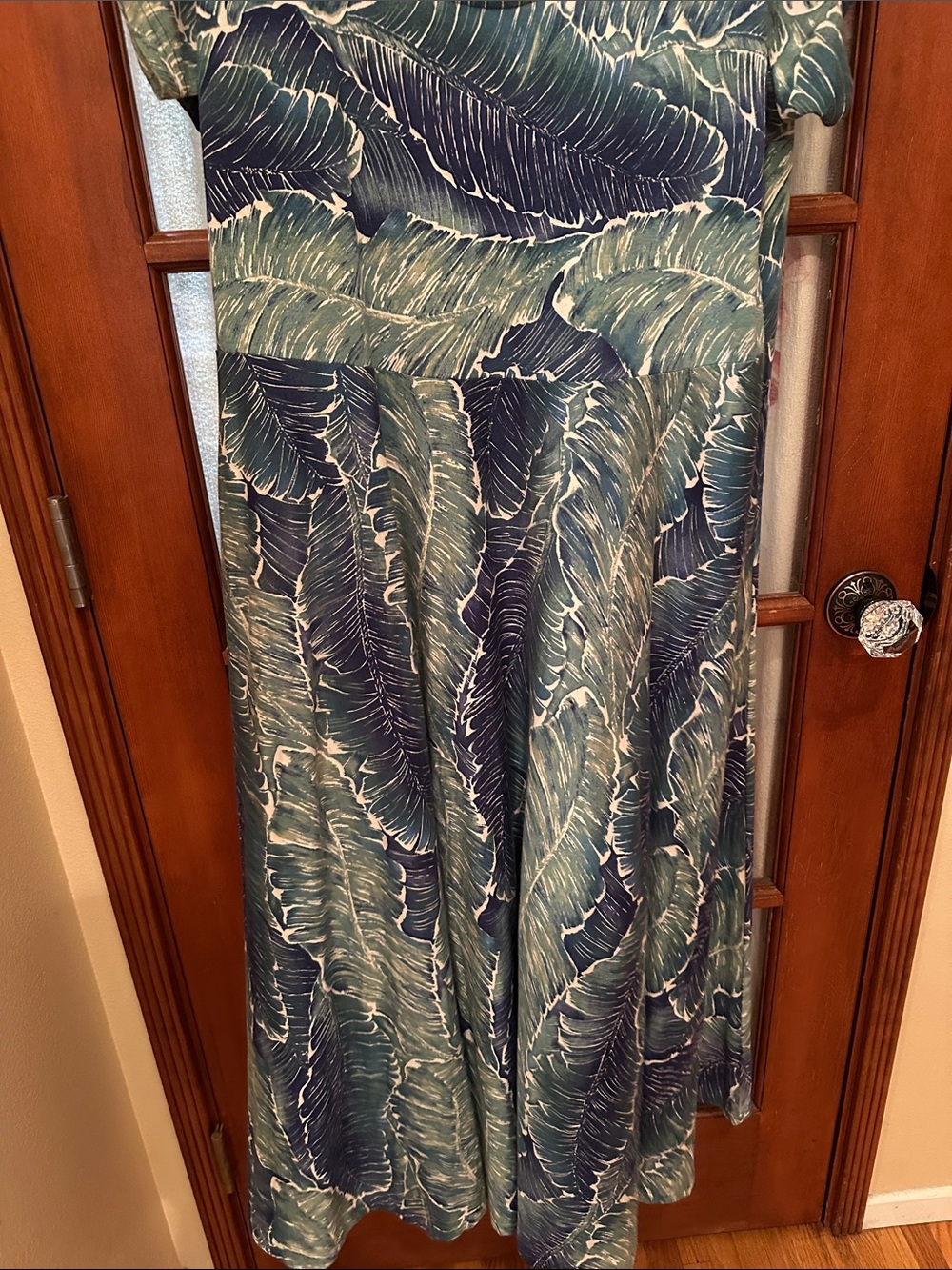 Chaps Tropical Leaf Maxi Dress - Picture 6 of 7